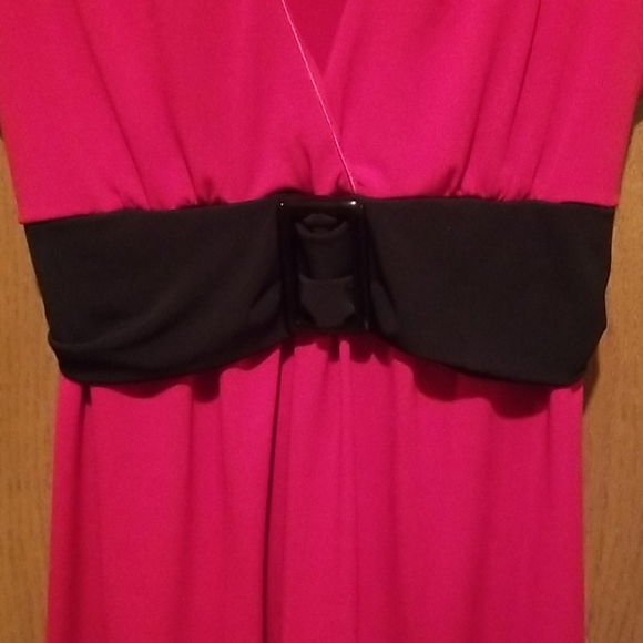 Dressy red vanity top - Picture 3 of 6